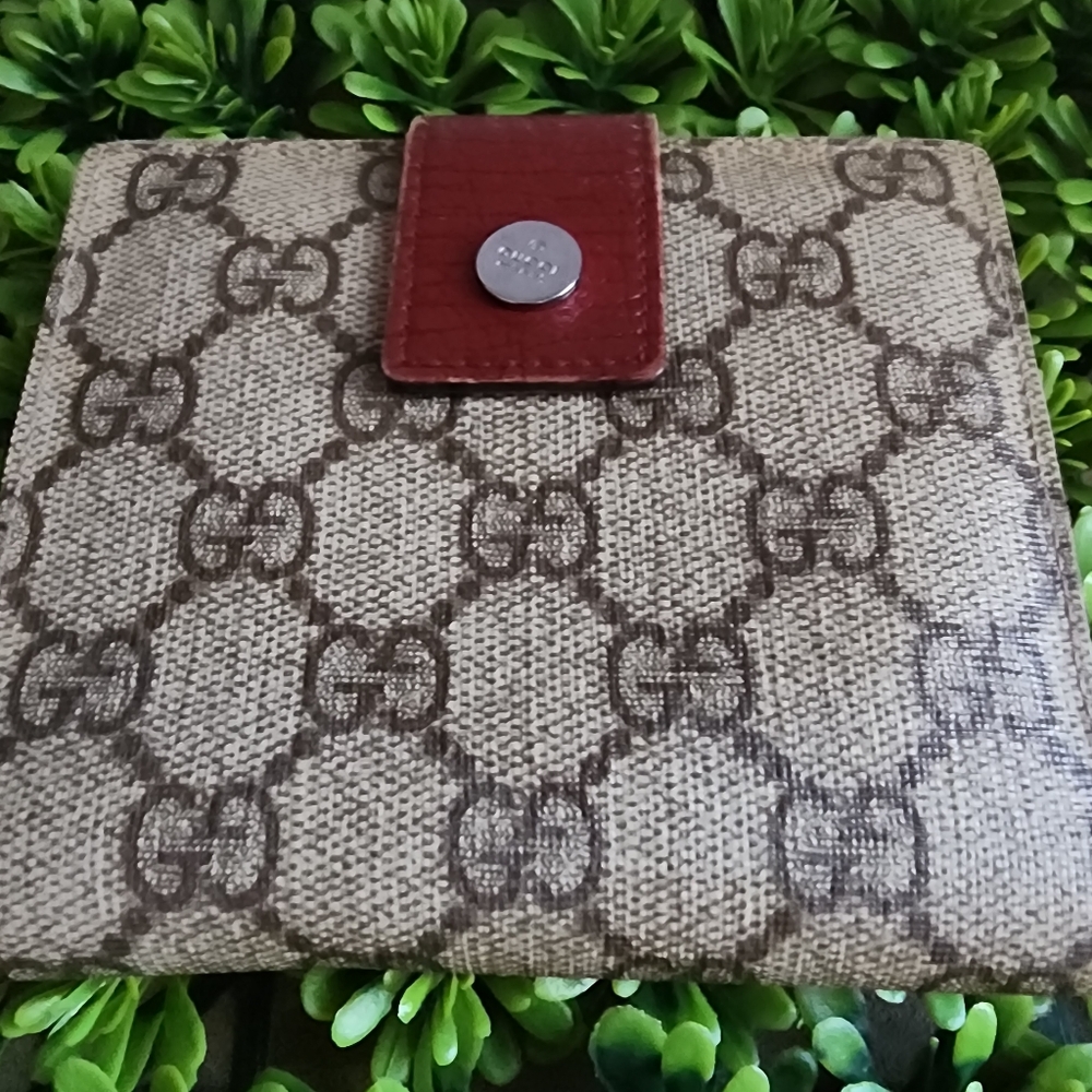 GUC Gucci GG Monogram Bordeaux Bifold Coin Pocket Double Snap Wallet - Picture 4 of 16